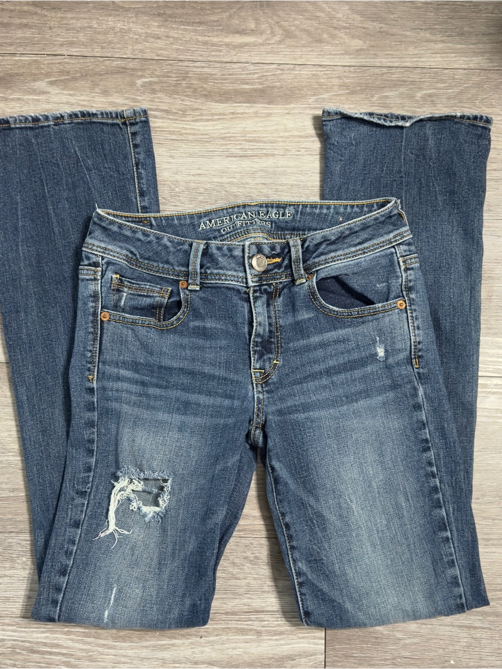 American Eagle Outfitters Medium Blue Bootcut Women's Size 4 Jeans